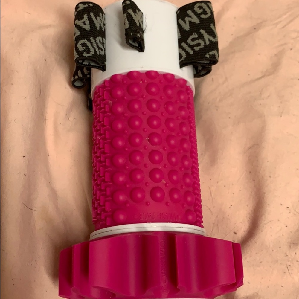 Sigma brush cleaner and shaper